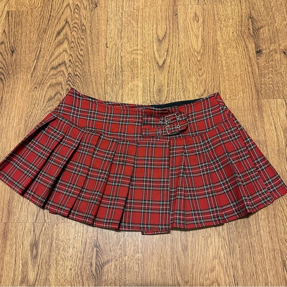 Lip Service Dresses & Skirts - Vintage Lip Service Red Plaid Pleated Mini Skirt Medium Gothic Grunge unlined